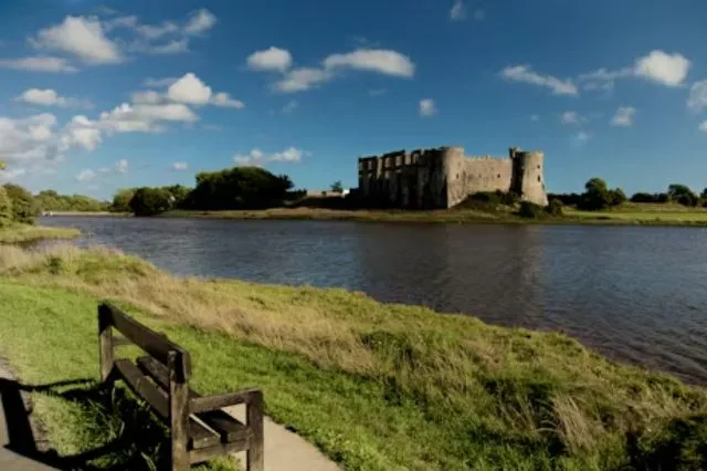pembroke-castle-wales-uk